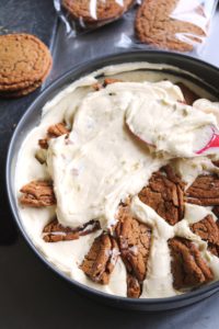 Oatmeal Creme Pie Cheesecake 4