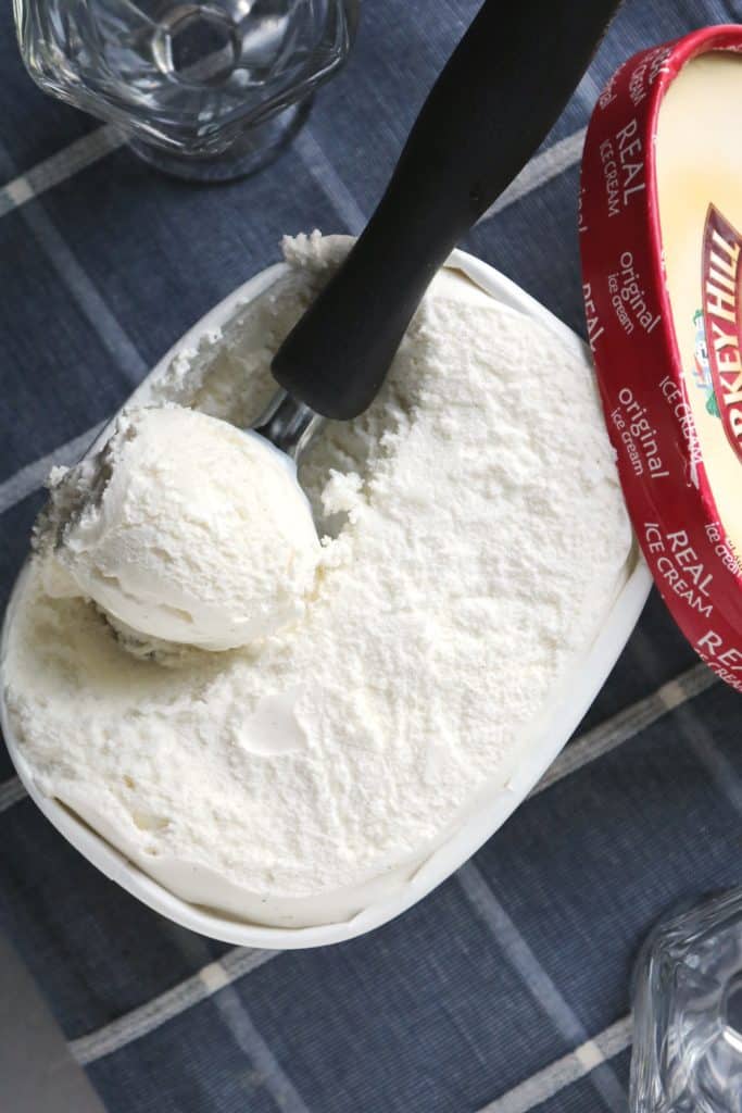 Turkey Hill Dairy Vanilla Bean Ice Cream 2