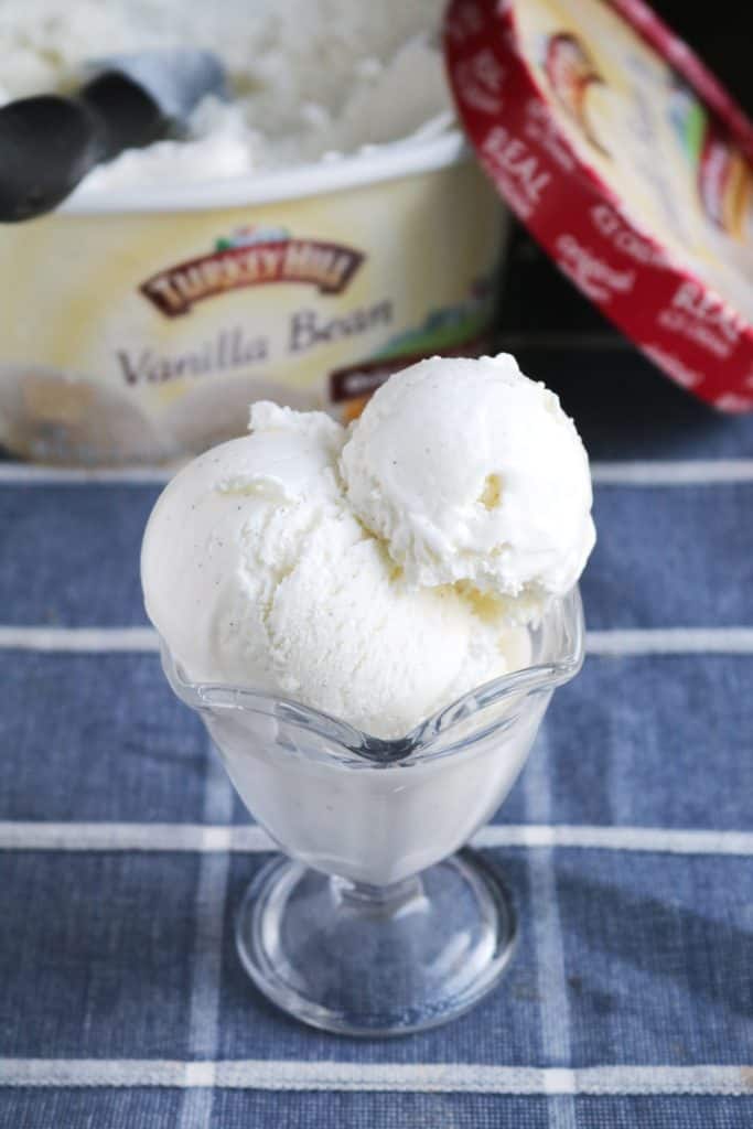 Turkey Hill Dairy Vanilla Bean Ice Cream 3