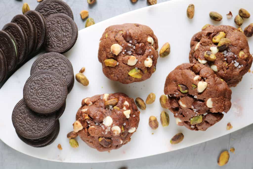 Pistachio Oreo Stuffed Double Chocolate Chip Cookies 2