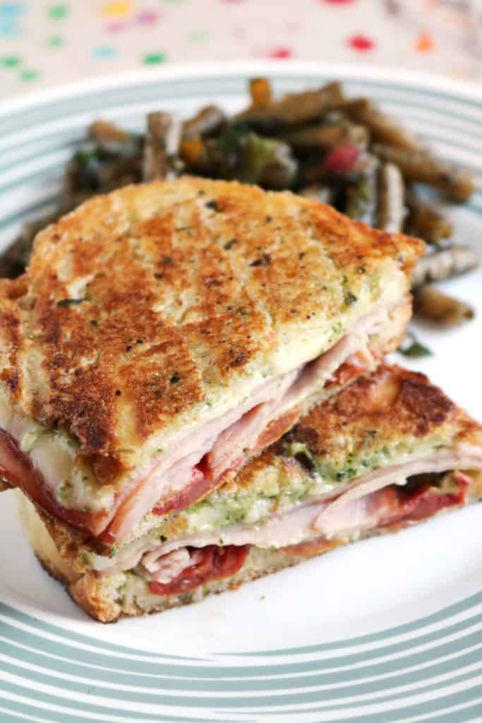 Ham, White Cheddar & Roasted Tomato Grilled Cheese 3