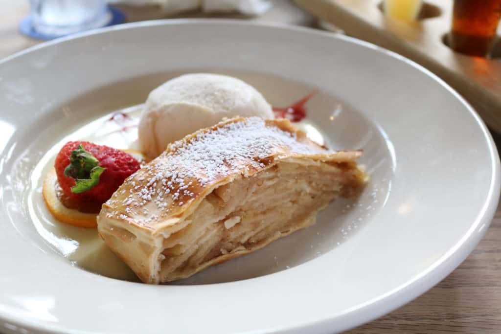 Hofbrauhaus Apfel Strudel