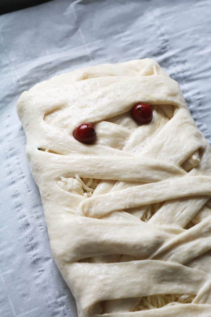 Mummy Spinach Artichoke Stromboli 3