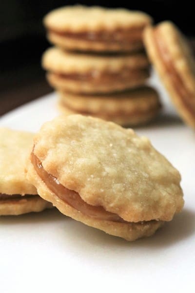 Lemon Cookies with Caramelized Milk Jam by The Spiffy Cookie #recipe #milkjam #shortbread
