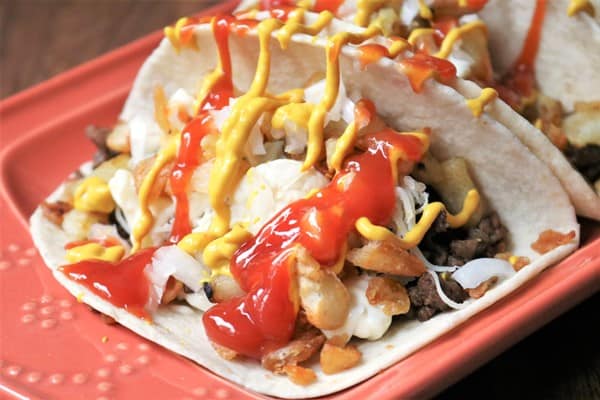 Garbage Plate Tacos by The Spiffy Cookie #rochesterny #garbageplate #taconight