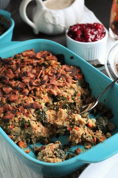 Bacon and Collard Green Cornbread Stuffing #thanksgivingides #collardgreen
