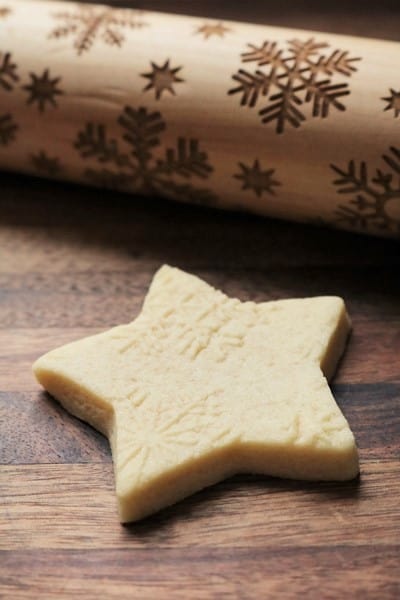 Cut Out Sugar Cookies #Embossed #3Drollingpin
