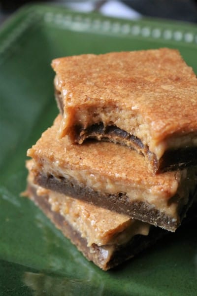 Gingerbread Gooey Butter Cake #holidaybaking #christmas