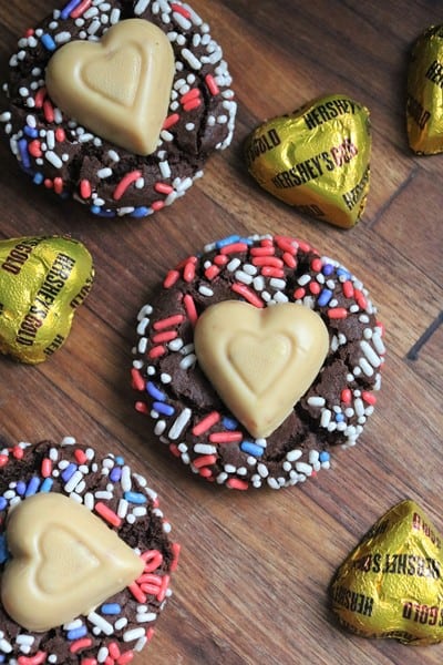 Heart of Gold Chocolate Sprinkle Blossoms #thespiffycookie