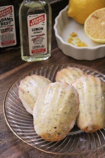Lemon Poppy Seed Madeleines #lemon