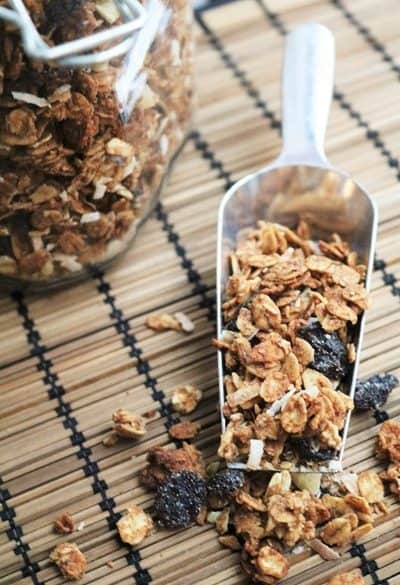 Oatmeal Raisin Cookie Granola