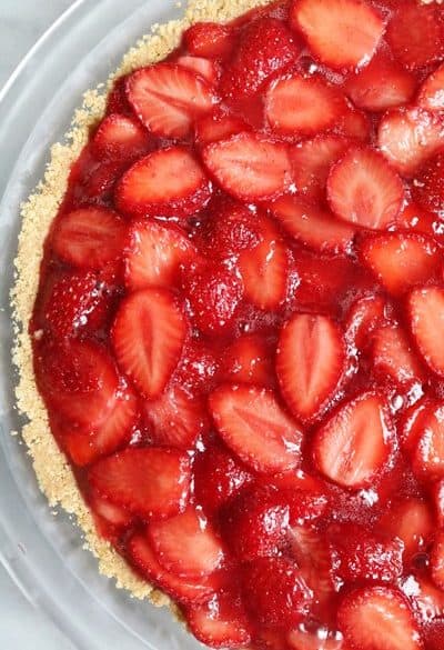 No-Bake Strawberry Cheesecake Pie