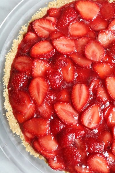 No-Bake Strawberry Cheesecake Pie