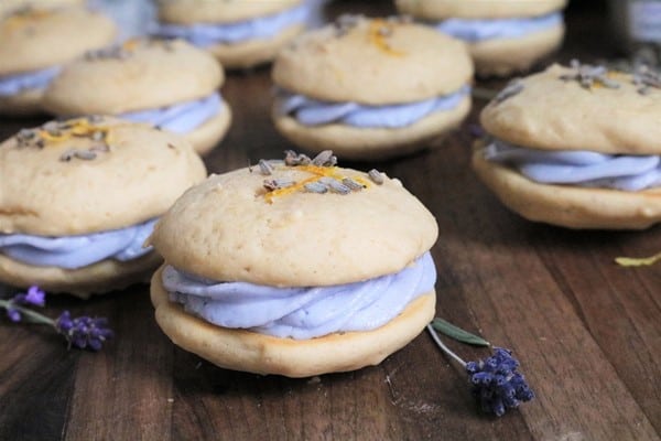 Lemon Lavender Whoopie Pies #lemon #lavender