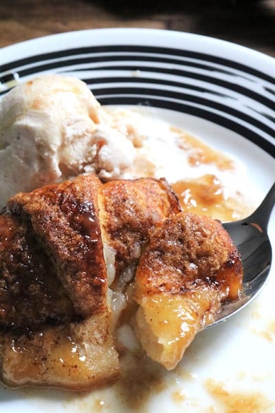 Easy Apple Dumplings #thespiffycookie #appledessert