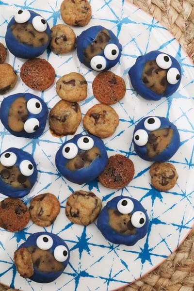 Cookie Monster decorated cookie dough #choctoberfest