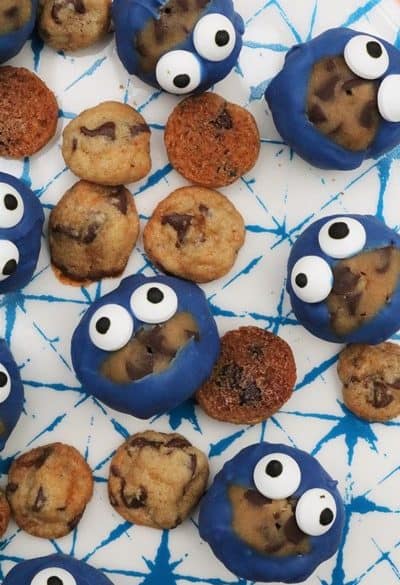 Cookie Monster Cookie Dough Truffles #cookies #chocolate