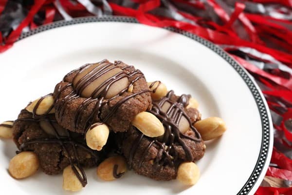 Flourless Buckeye Turtle Thumbprint Cookies #glutenfree