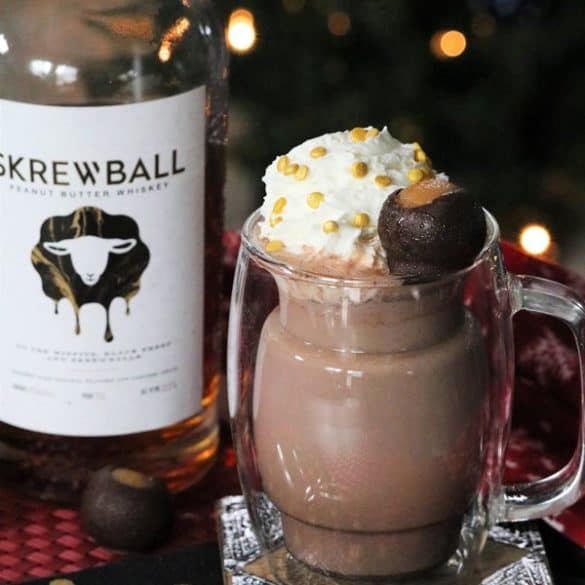 Boozy Buckeye Hot Chocolate #whiskey #spiked