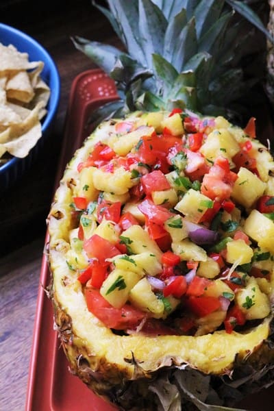 Fresh Pineapple Salsa #SpringSweetsWeek
