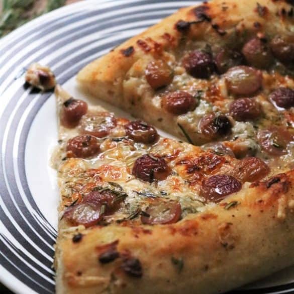 Rosemary Grape & Gorgonzola Pizza