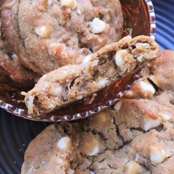 Lemongrass Coconut White Chocolate Chip Cookies #thespiffycookie