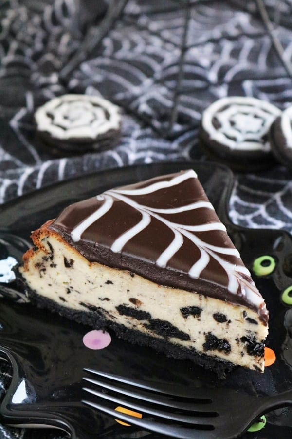 Halloween Oreo Cheesecake 