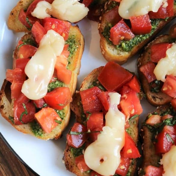 Bruschette Tricolore