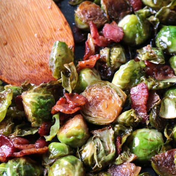 Easy Caramelized Brussels Sprouts with Bacon, Balsamic & Brown Sugar.
