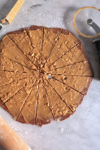 How to make chocolate rugelach.