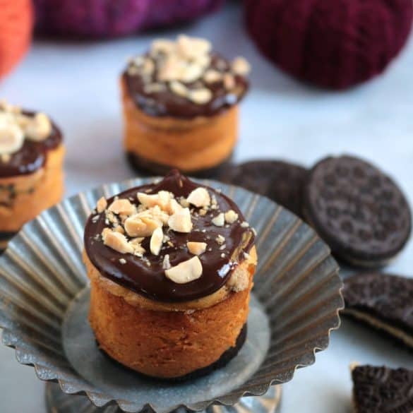 Peanut Butter Oreo Pumpkin Cheesecake Bites.