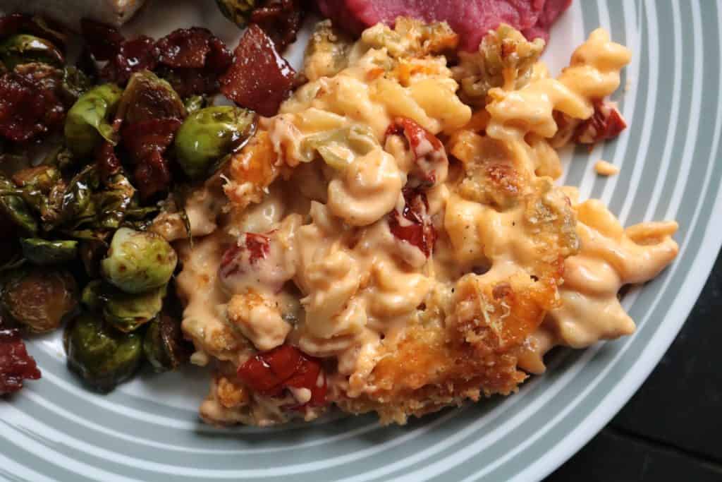 Thanksgiving Plate with Roasted Tomato Macaroni and Cheese.