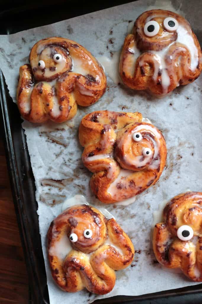 Ghost Halloween Cinnamon Rolls made with Canned Cinnamon Rolls.