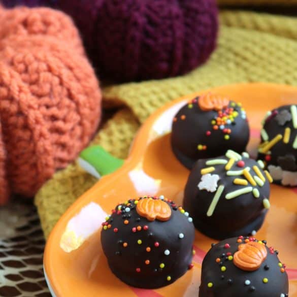 Pumpkin Spice Oreo Truffles.
