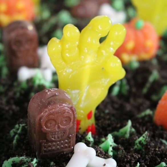 Graveyard Halloween Brownies (Reese's Oreo Brownies).