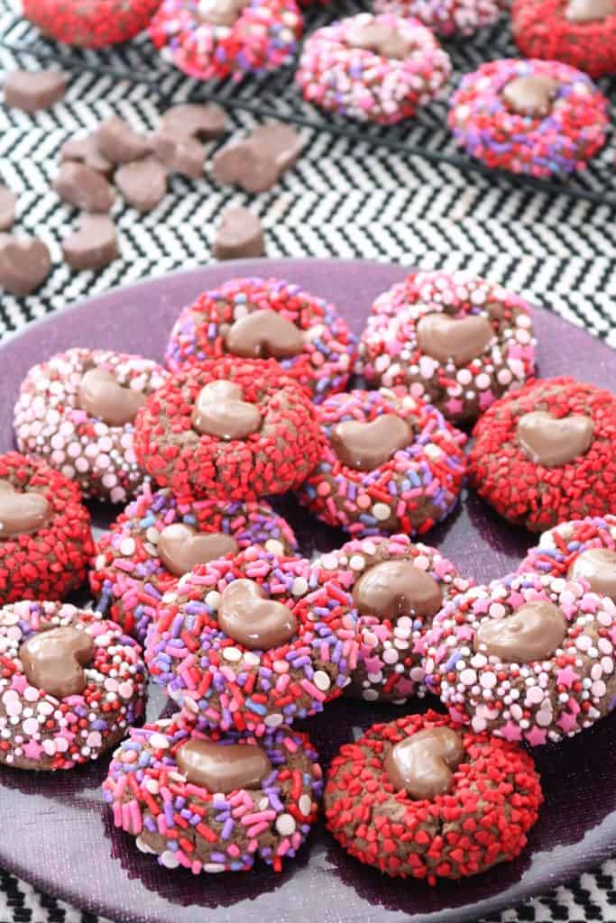 Plate of Reese’s Mini Hearts Chocolate Blossom Cookies.